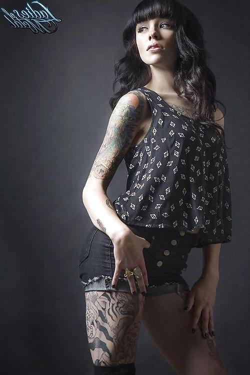 20P Tattoed girls art pics VIII