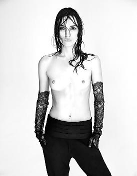 6P Keira Knightley Topless