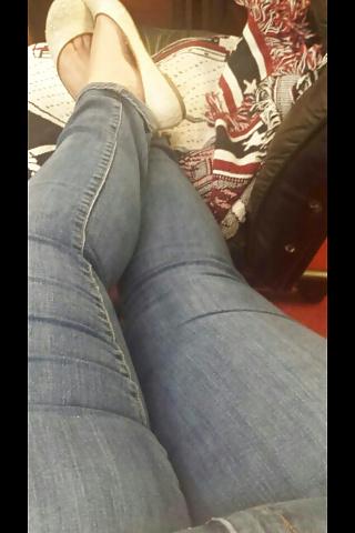 25P Chubby latina cutie