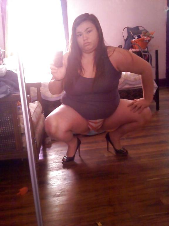 25P Chubby latina cutie