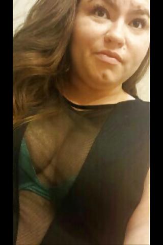 25P Chubby latina cutie