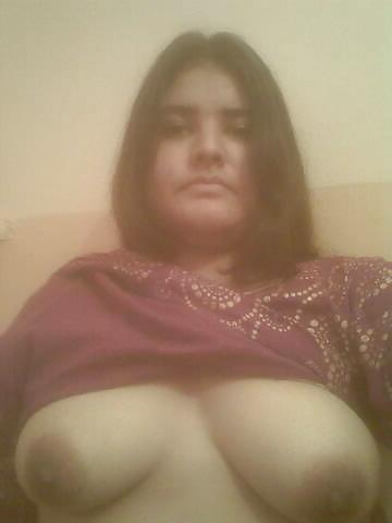 11P Bangla Girl Topless