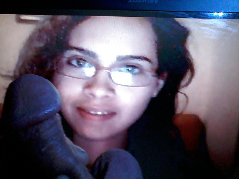 11P PLAY LATINGIRL