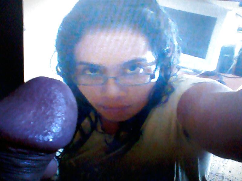 11P PLAY LATINGIRL