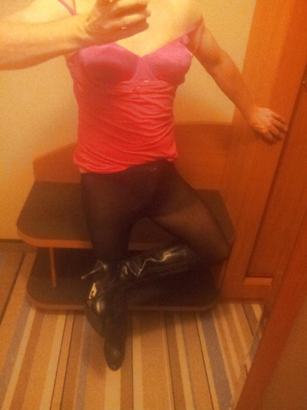 25P Sexy play tonight. ass cock panties boots