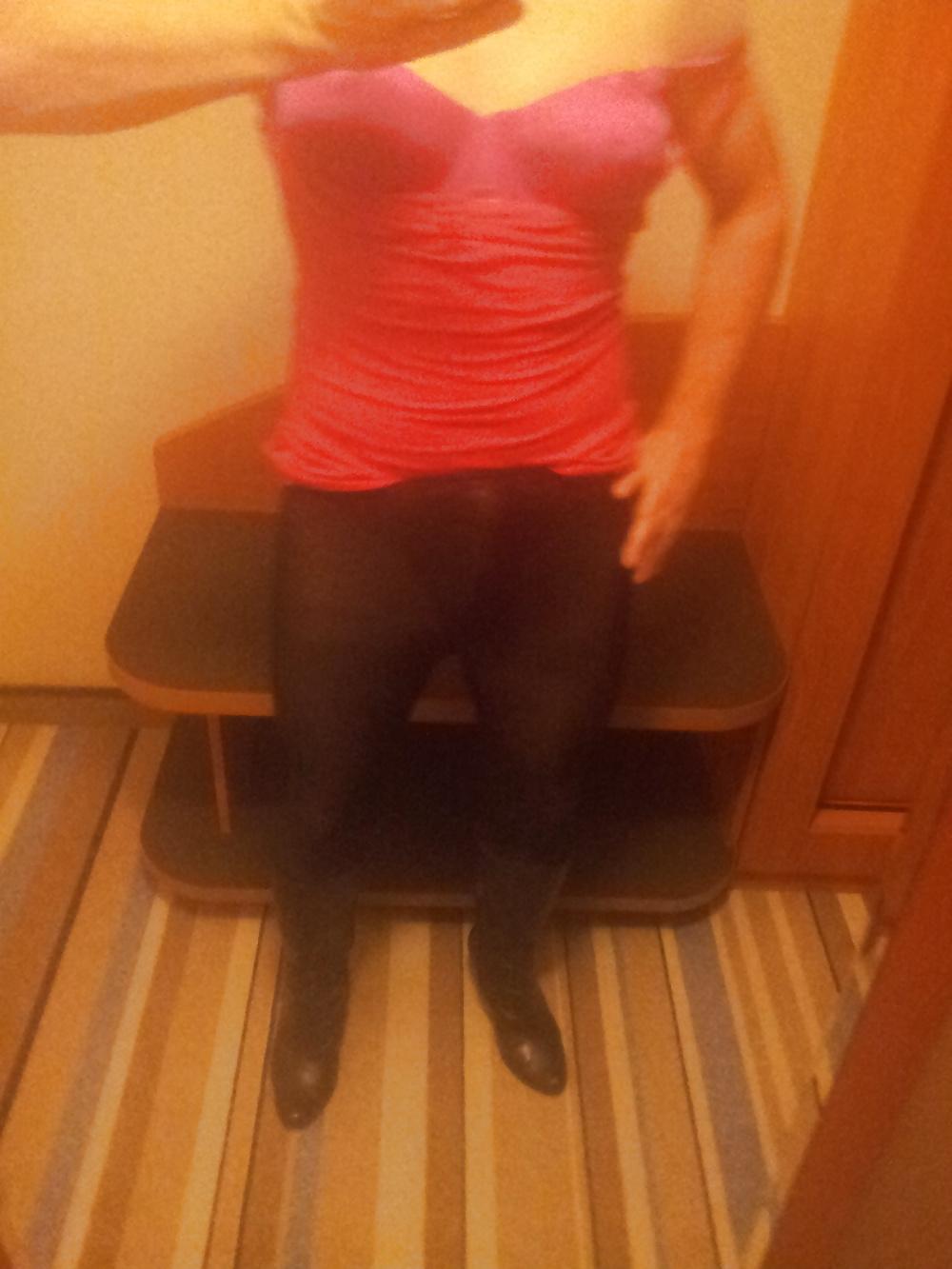 25P Sexy play tonight. ass cock panties boots
