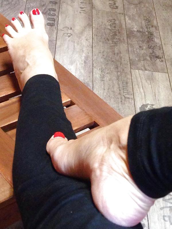 25P Random feet, footjob pt 16