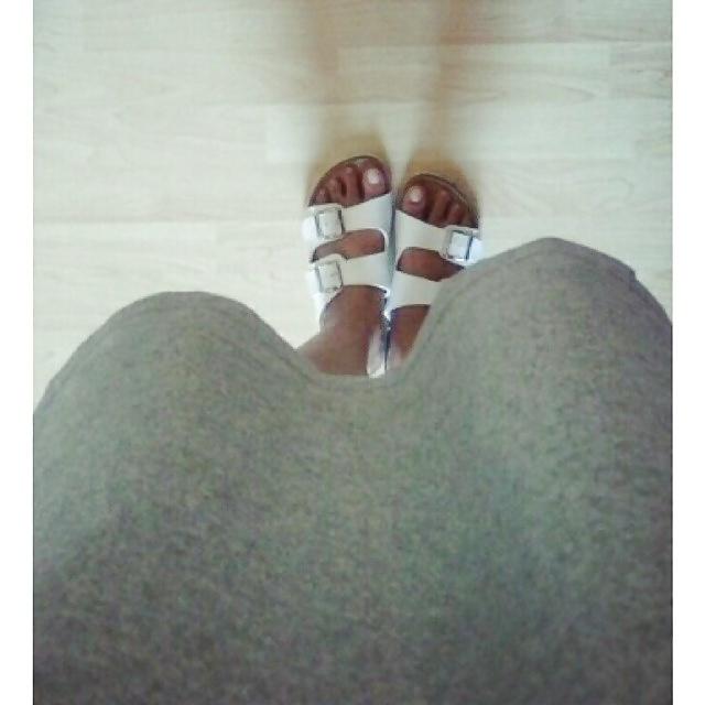 25P Birkenstock Shoes n Feet 8
