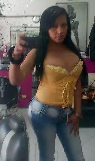 25P Amateur Hot Tranny 1