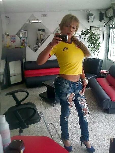 25P Amateur Hot Tranny 1