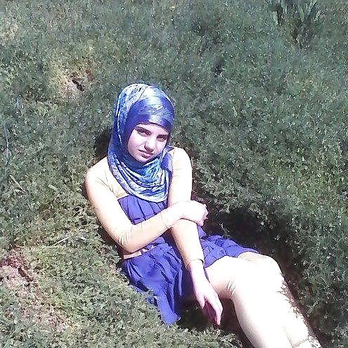 21P Hijab bitch