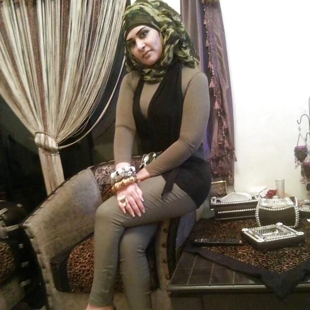 21P Hijab bitch