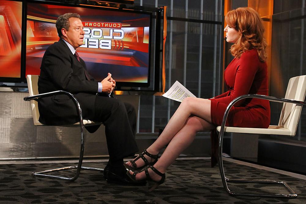 7P Liz Claman is a Goddess! 