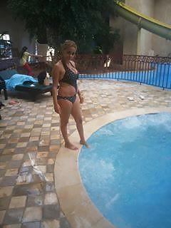 9P NounOu Tunisian Bitch piscine