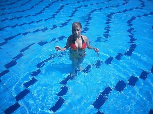 5P NounOu Tunisian Bitch piscine 2