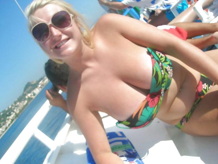 25P TITTY FUCK