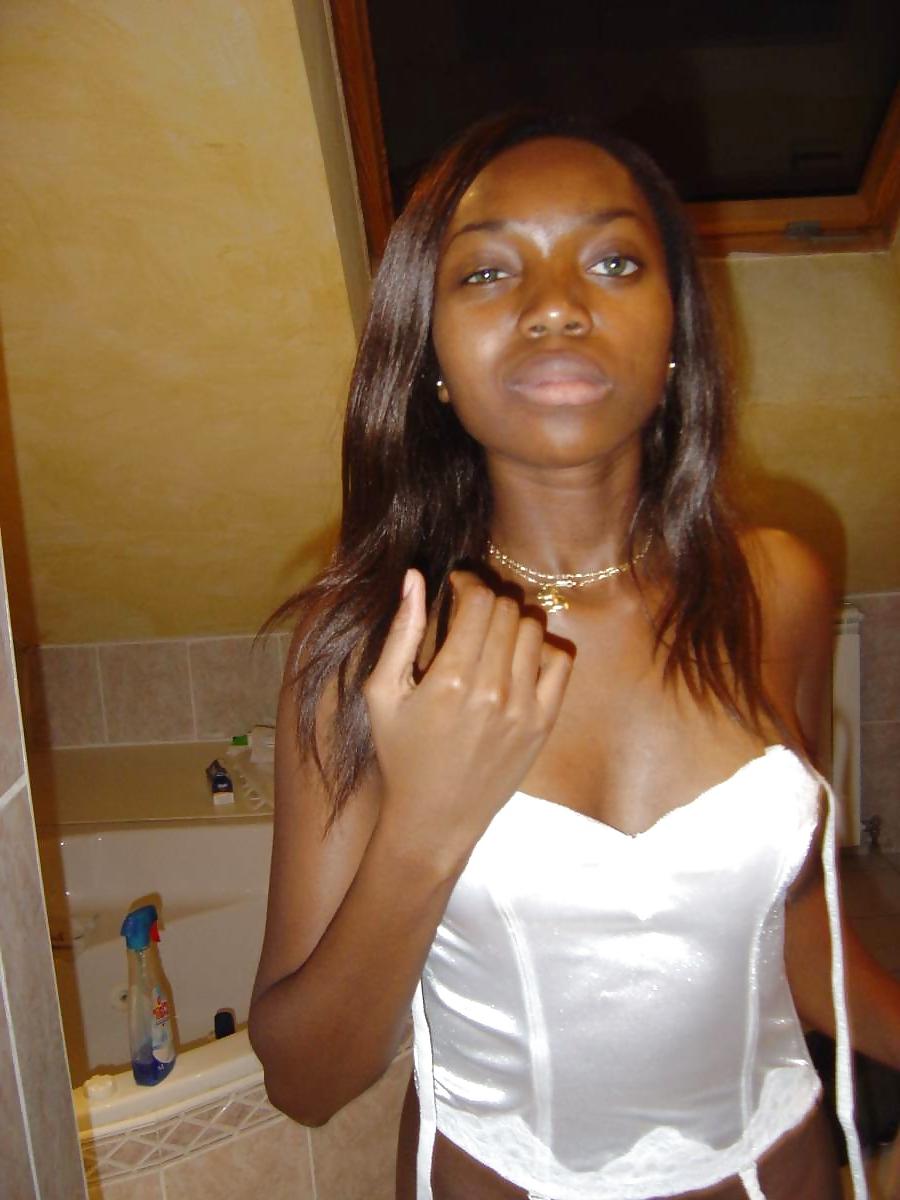 25P Cute Ebony Teens 2