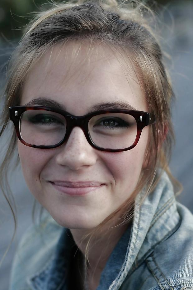 21P Sexy hot nerdy girls #nerd #glasses #tits #sucking