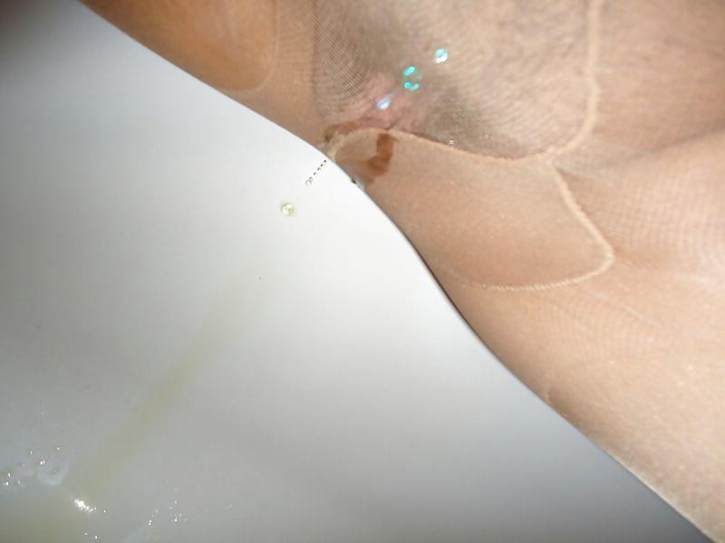 13P DD-Schlampe pisst mir was vor