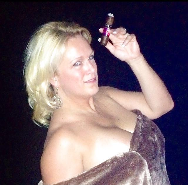 25P TITTY FUCK MILF