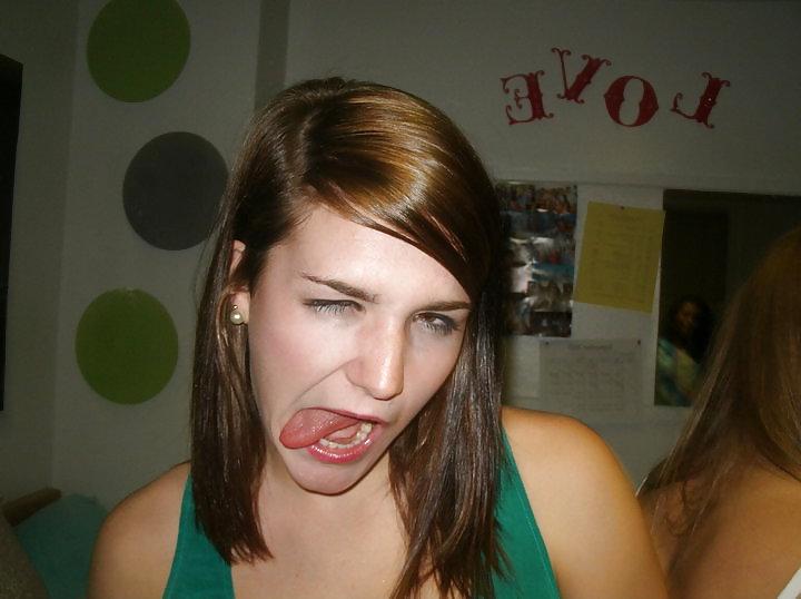 25P Cute Teens Making Silly Faces 