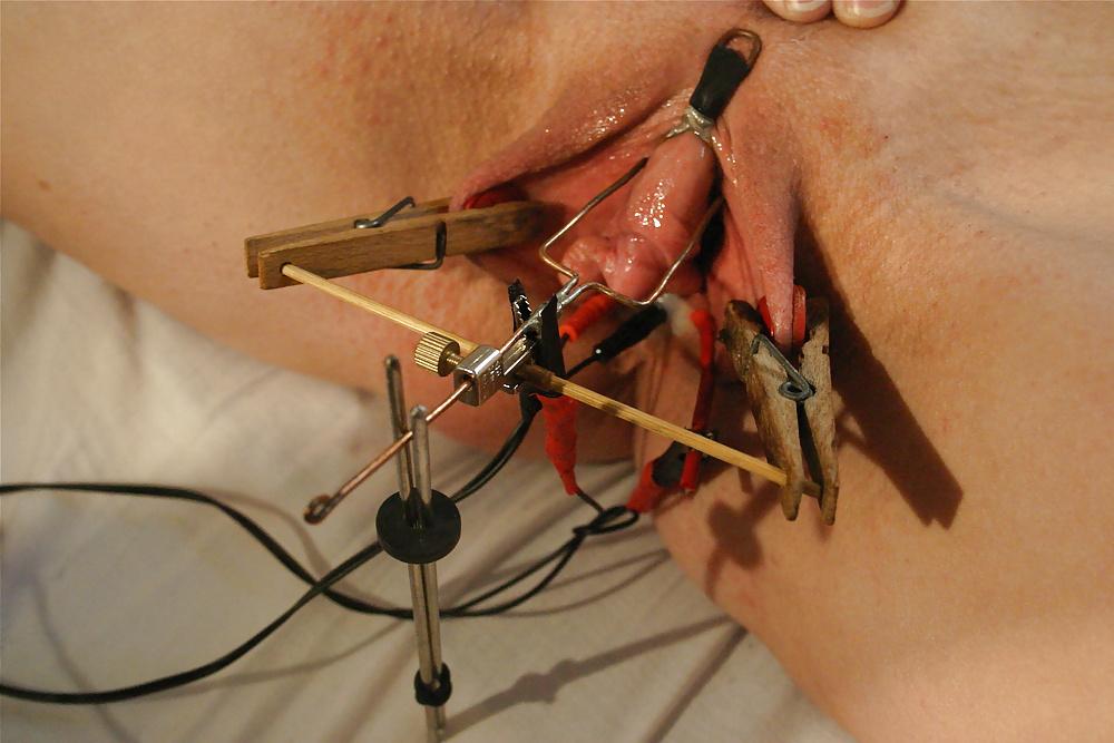 12P Big clitoris.Amateur female electrostim. Estim. E-stim - 7.