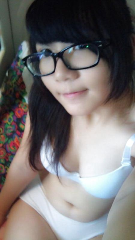 25P Cute Hong Kong Teenage Cosplayer Selfie
