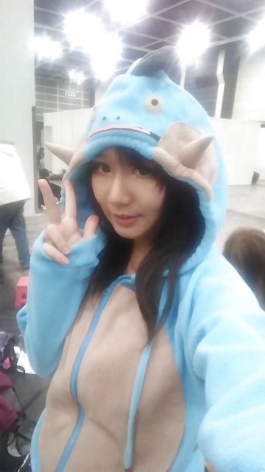 25P Cute Hong Kong Teenage Cosplayer Selfie