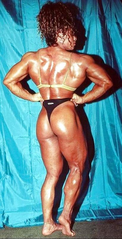 15P Andrulla Blanchette- Sexy female muscles