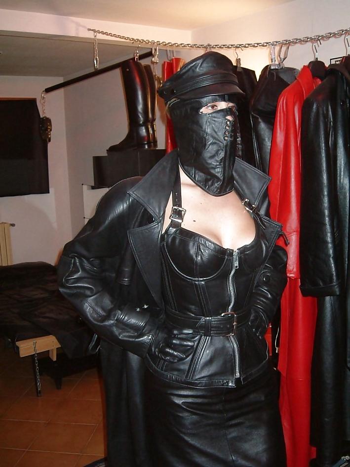 16P Leaather and pvc mix upload helle