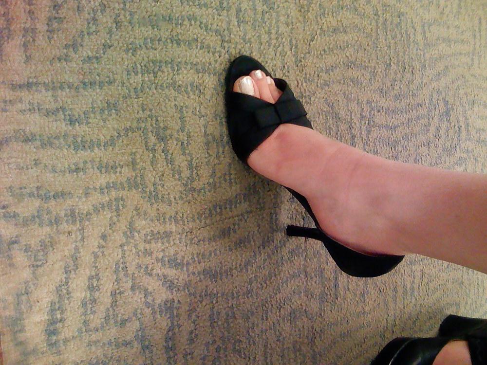 25P Sexiest feets and toes part III