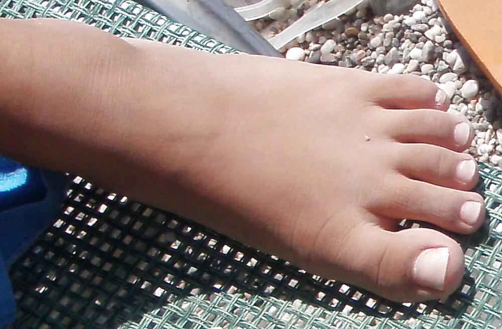 25P Sexiest feets and toes part III