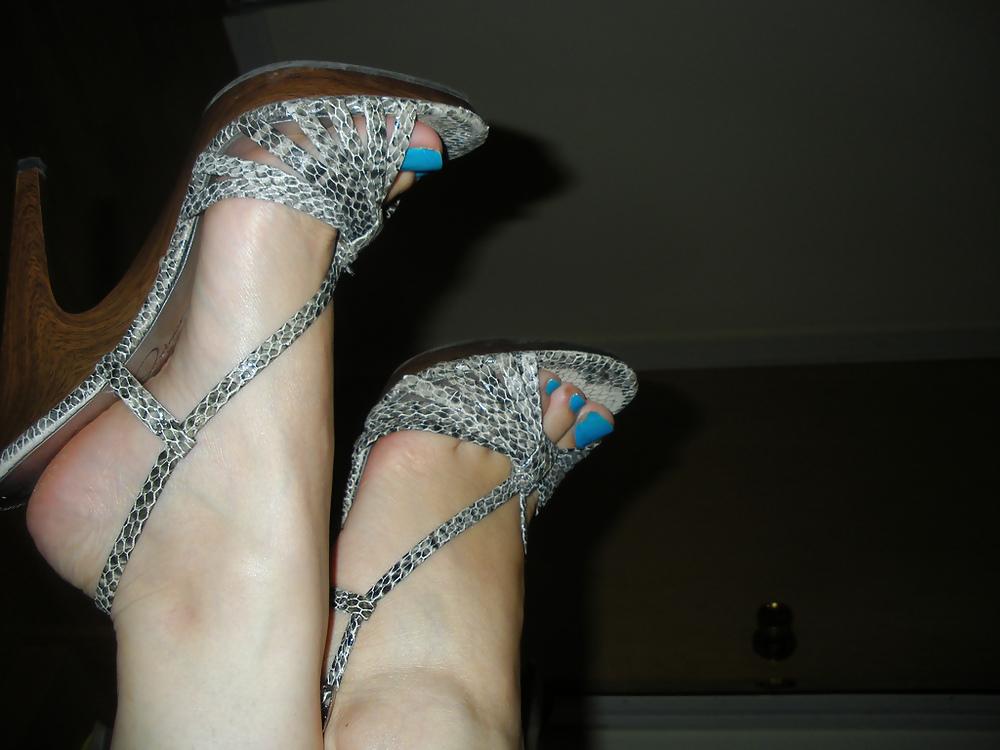 25P Sexiest feets and toes part III