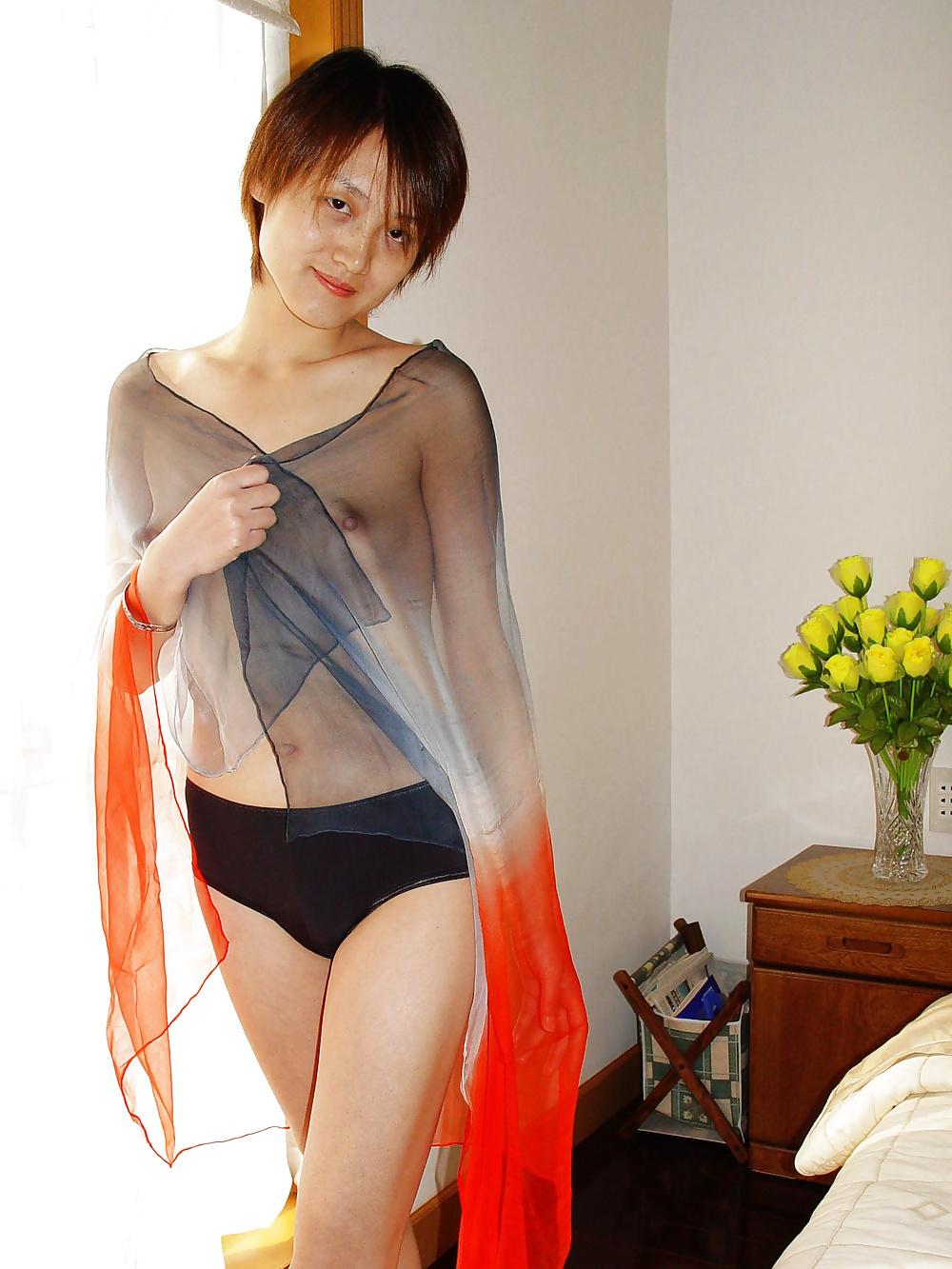 20P Chinese girl
