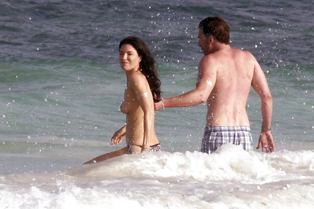 13P Jaime Murray Topless