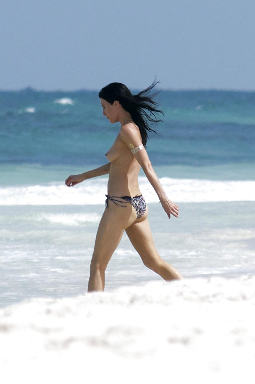 13P Jaime Murray Topless