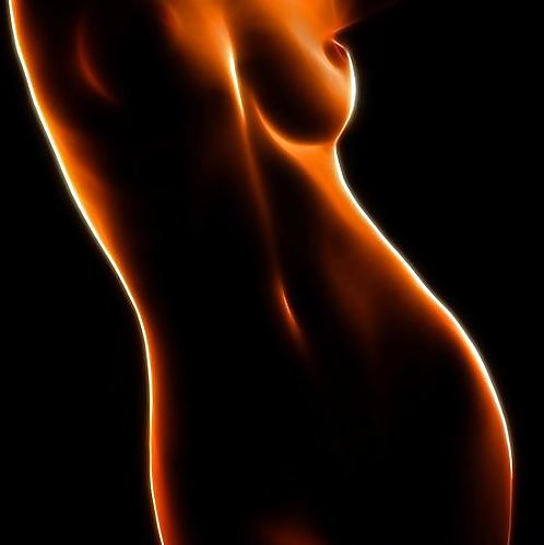25P Perfect Storm - Beautiful Women Beautiful Art