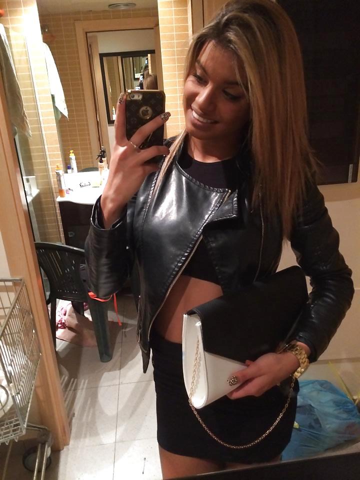 25P Ines la bitch bonne a baiser