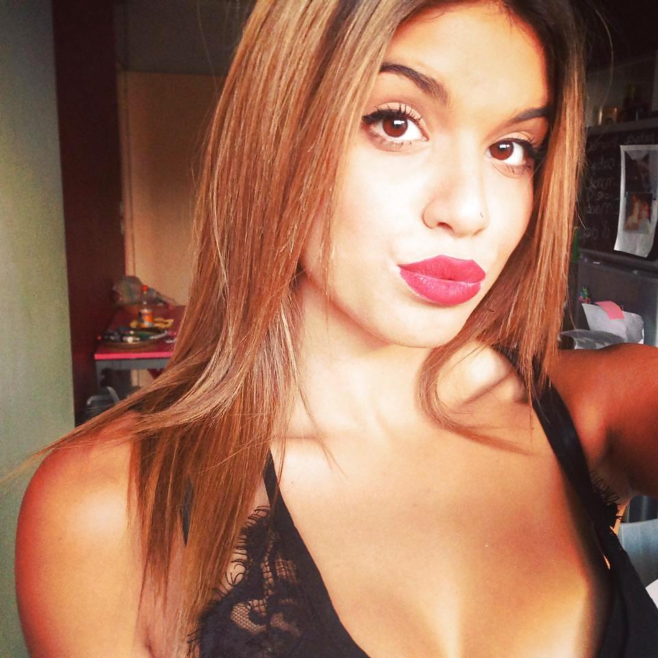 25P Ines la bitch bonne a baiser