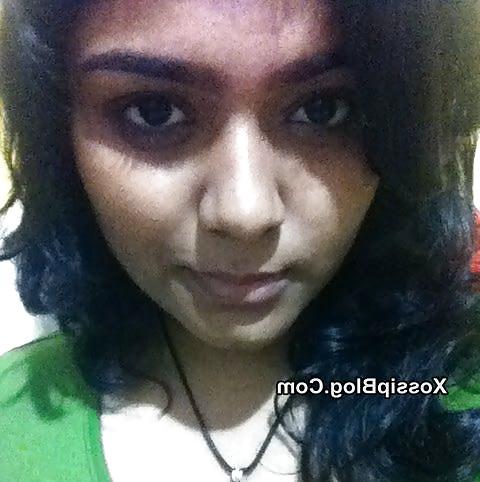 25P Chubby indian girl