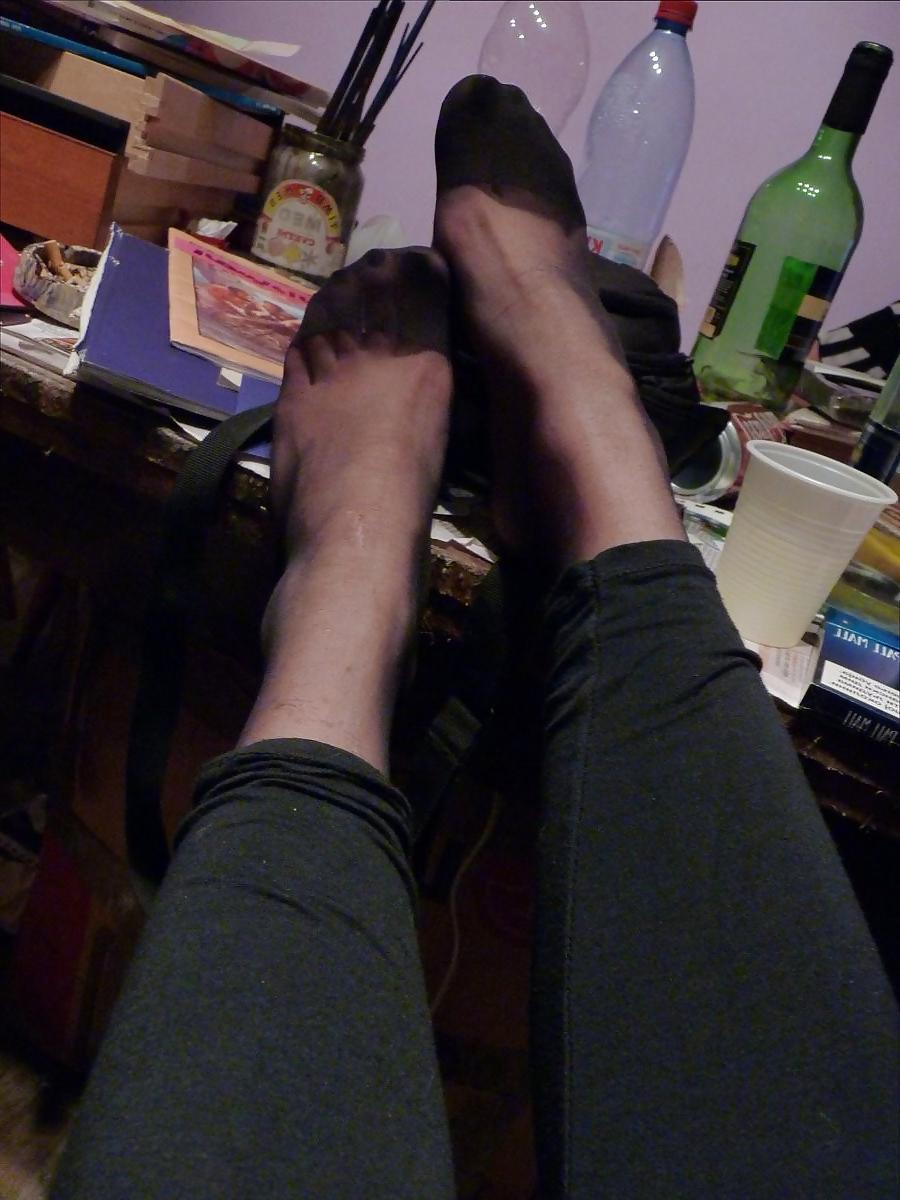 25P COMMENT On What You'd Do To Her Nylon Feet 2! 
