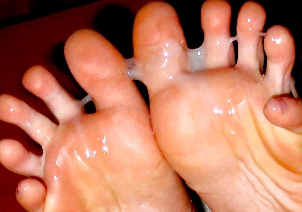 15P More hot female feet