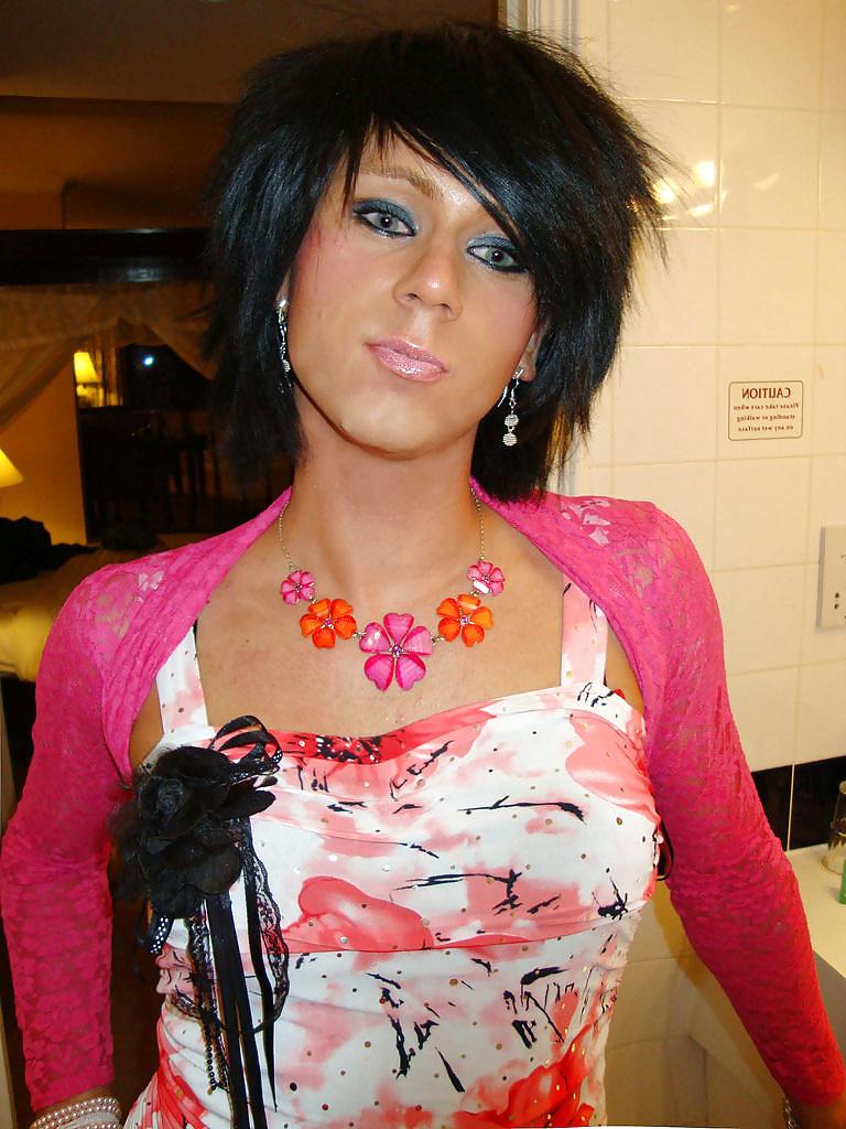 25P Stunning crossdressers so cute