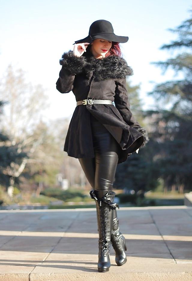 25P Hot sexy bitch in sexy clothes ( tight looks hardcore )