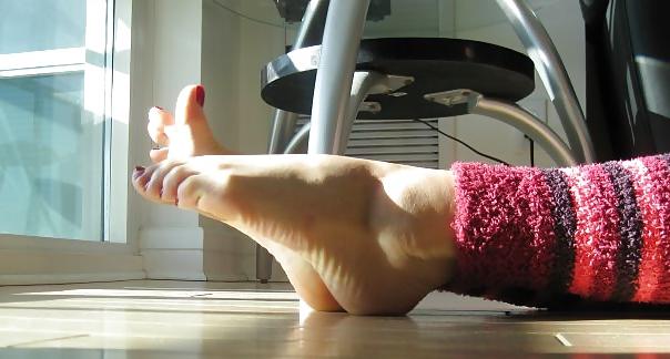 25P Random feet, footjob pt 14