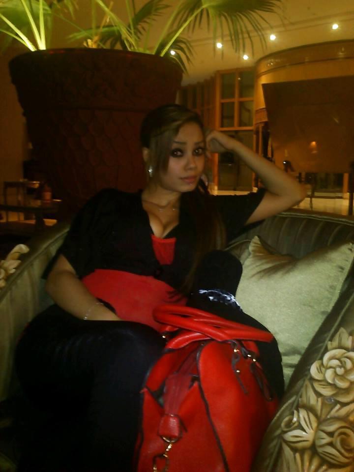 9P Nounou bitch tunisian Regency Tunis Hotel.