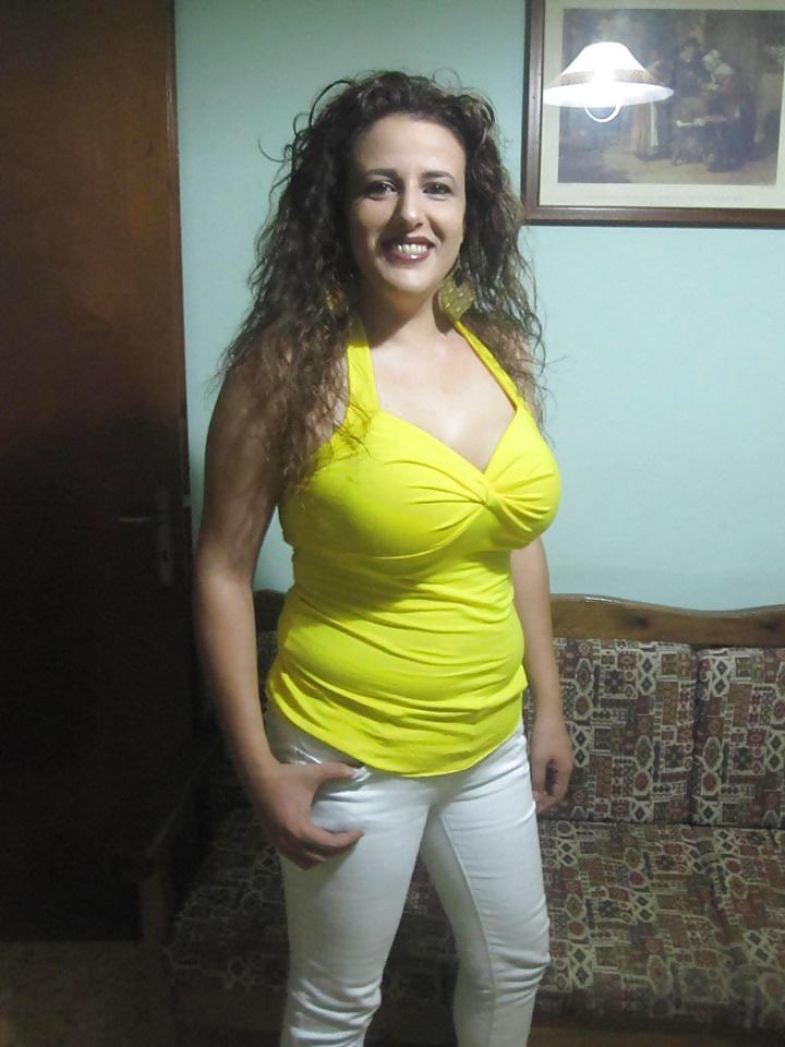 20P MILF XARA VITSOU: BUSTY GODDESS