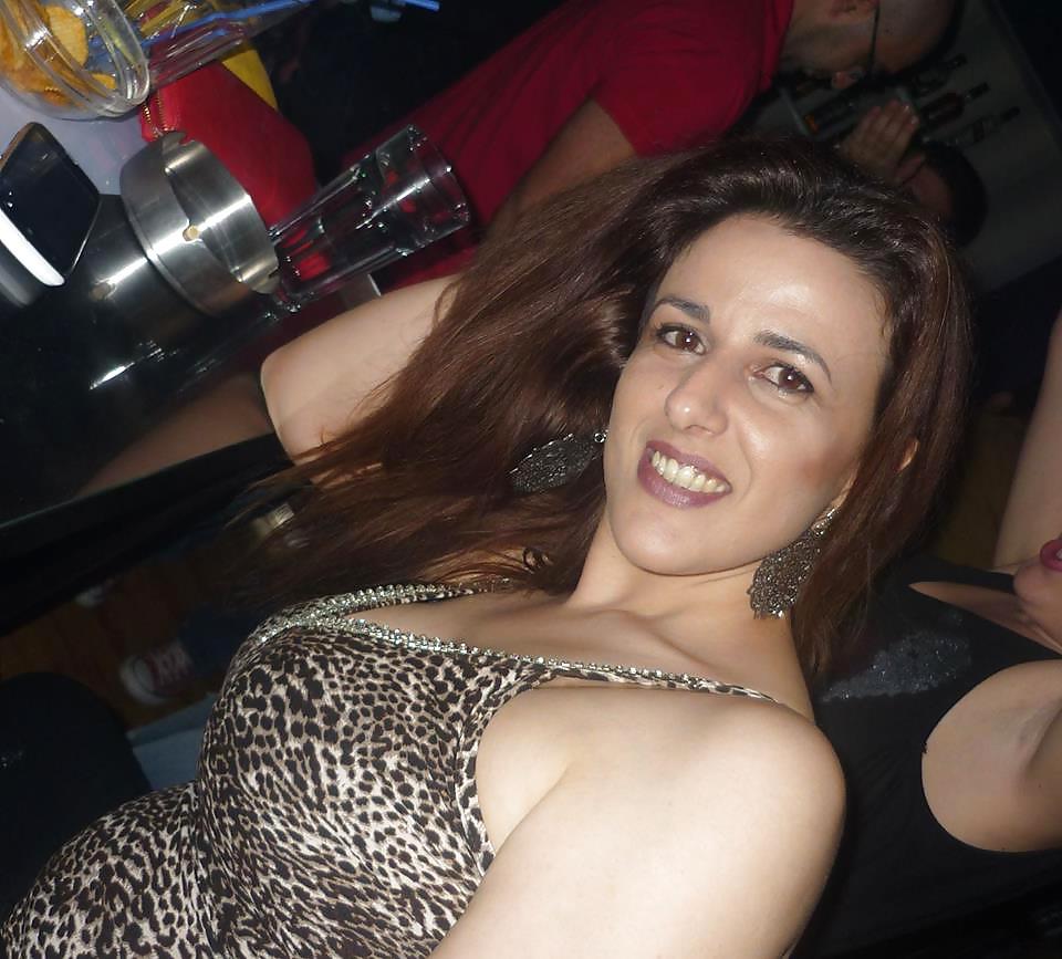 20P MILF XARA VITSOU: BUSTY GODDESS