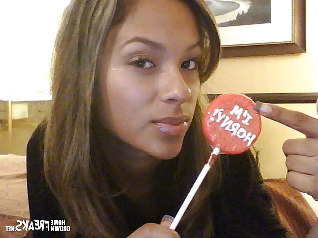 10P Freaky bitch even paid for the hotel