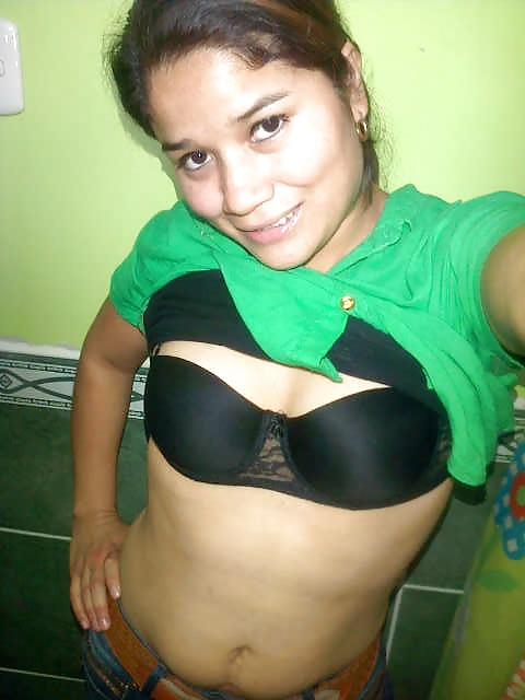 15P Putita sexy